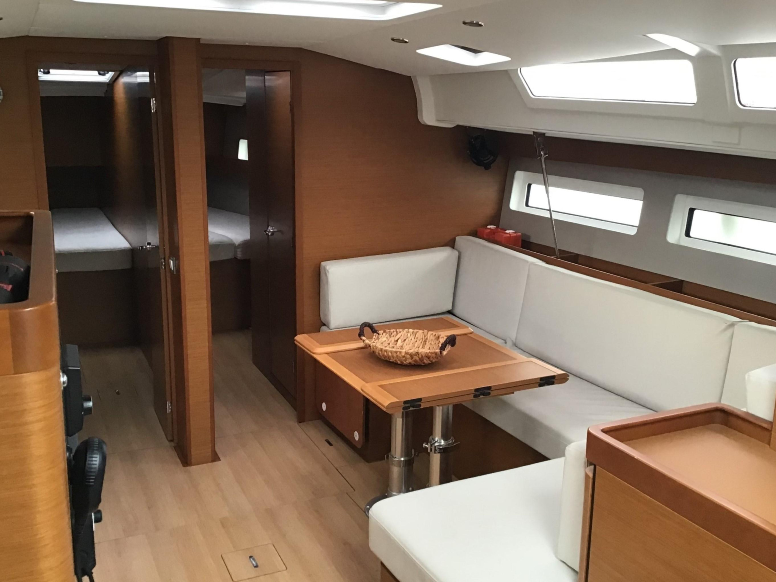 Photo #6 - Sun Odyssey 490 (Helia) en Volos - 24651