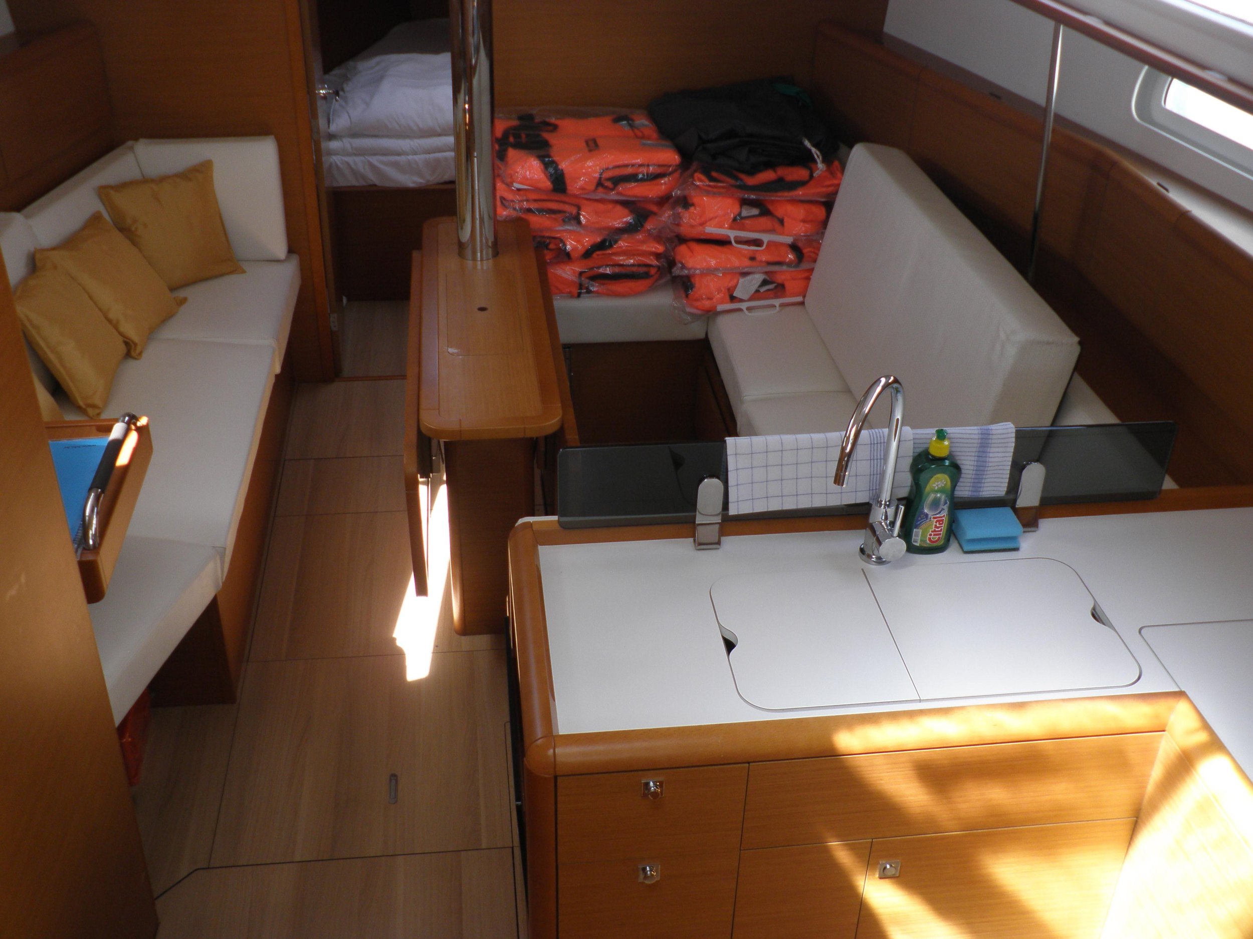Photo #5 - Sun odyssey 379 performance (Paloma) in Sukosan - 24805
