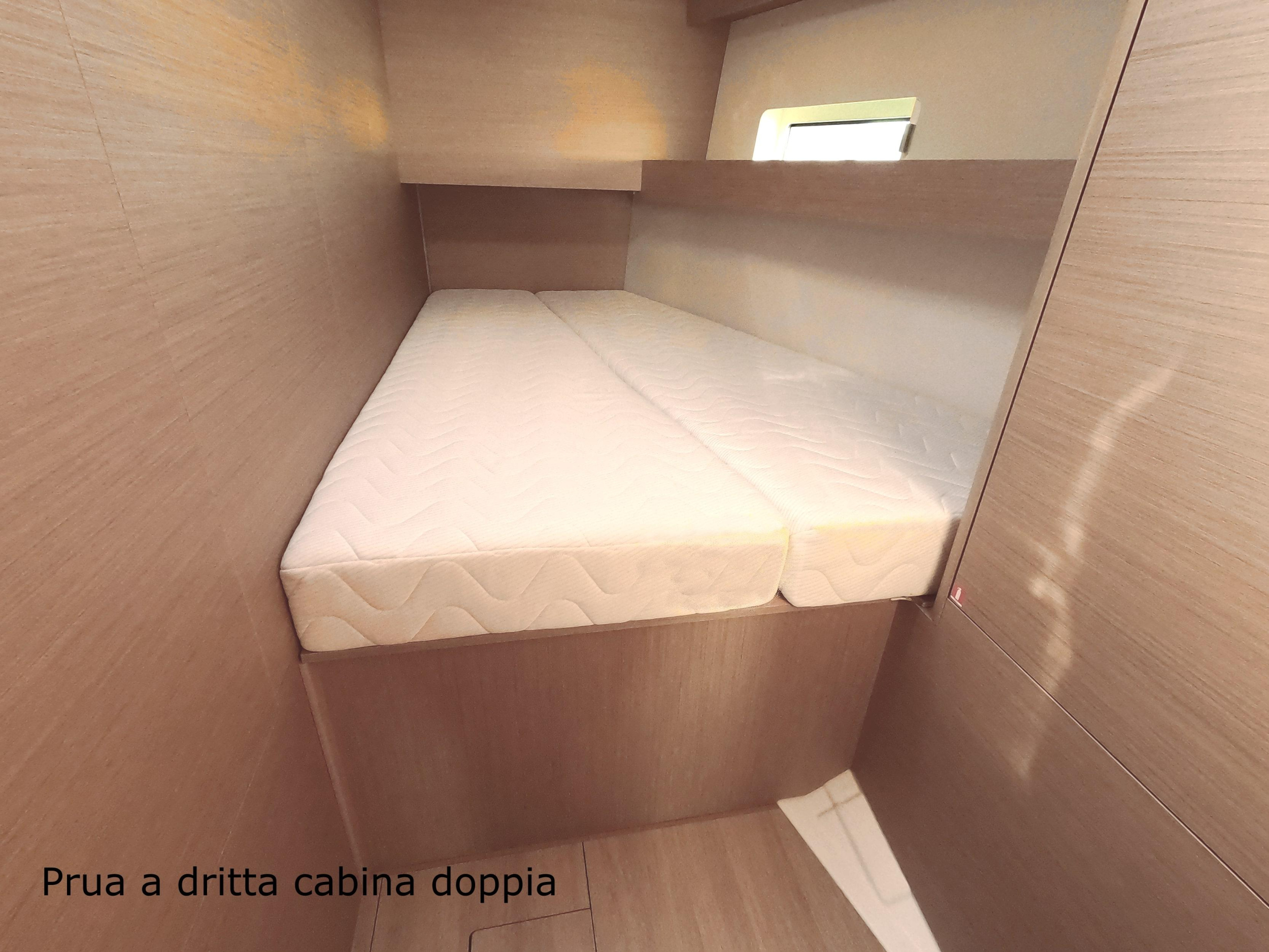 Photo #8 - Sun Odyssey 490 (Melusina) en Roma - 25152