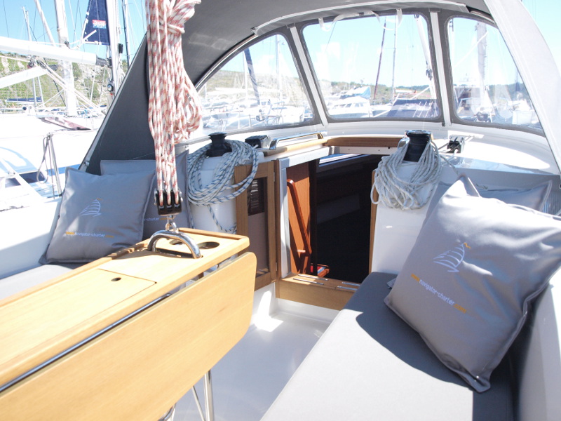 Photo #7 - Bavaria Cruiser 33 (Sea Lion) in Primosten - 25736
