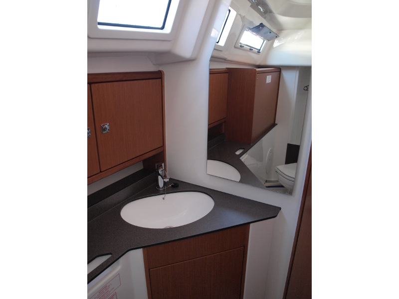 Photo #10 - Bavaria Cruiser 33 (Sea Lion) in Primosten - 25736