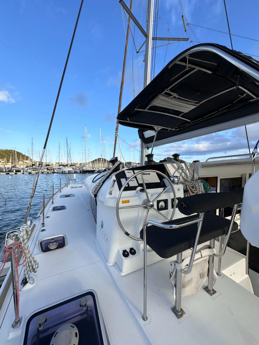 Photo #6 - Lagoon 400 S2 (Gioia) in Le Marin - 7834