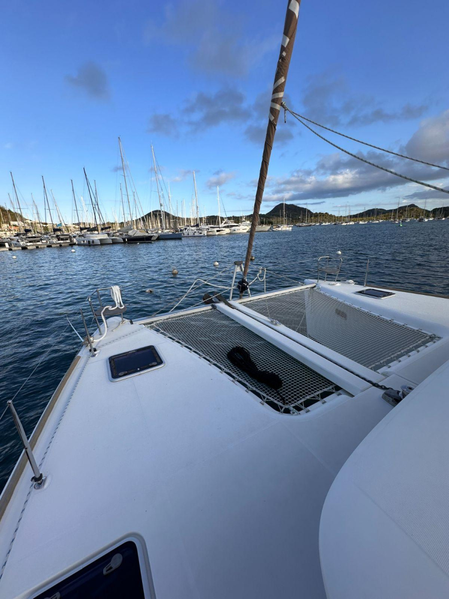 Photo #14 - Lagoon 400 S2 (Gioia) in Le Marin - 7834