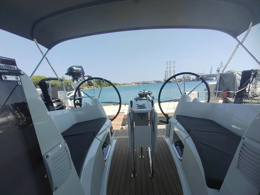 Photo #2 - Sun Odyssey 349 (Fig) in Pula - 23031