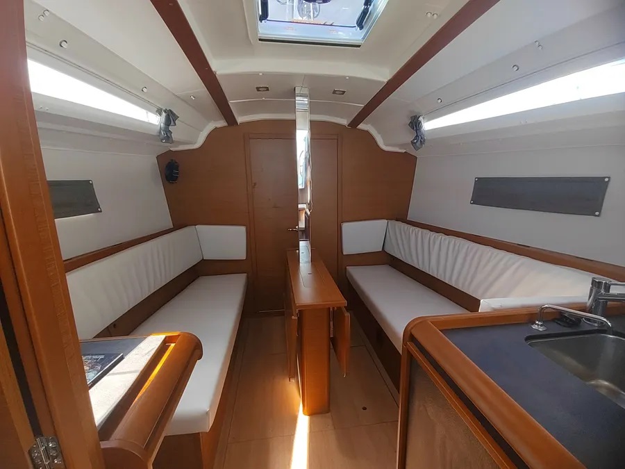 Photo #6 - Sun Odyssey 349 (Fig) in Pula - 23031