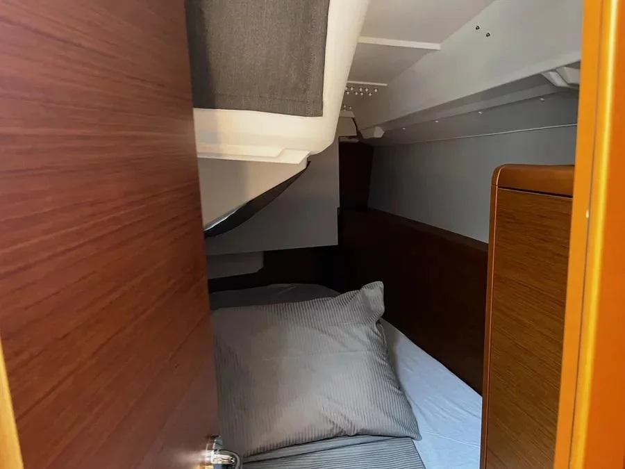 Sun Odyssey 349 (Reina De Oros)  - 1
