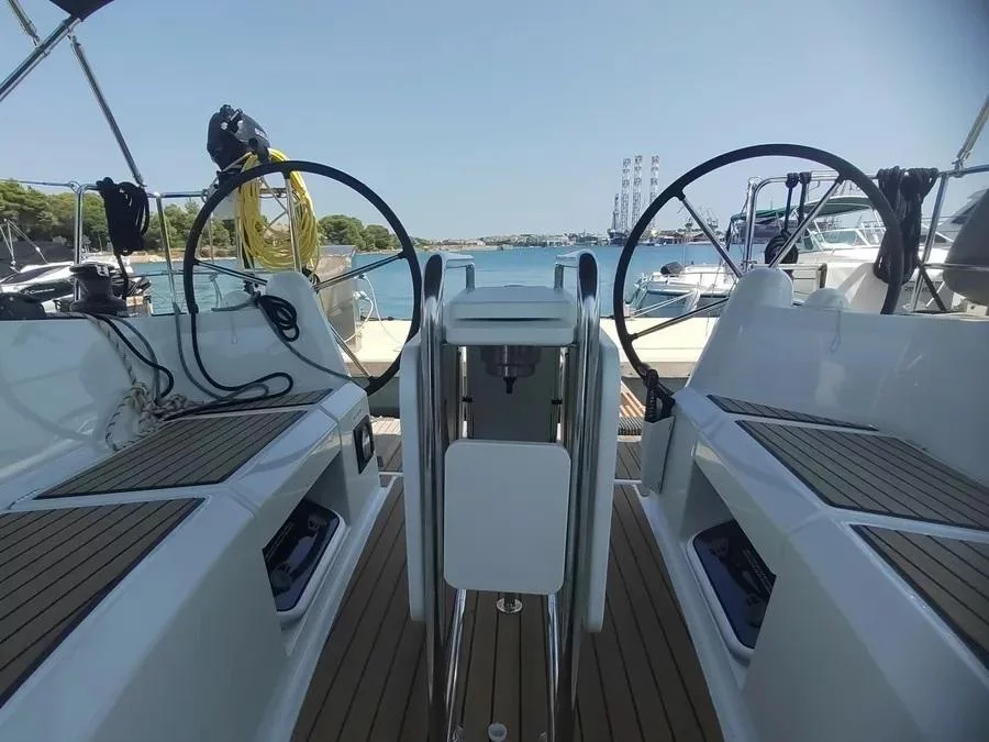Sun Odyssey 349 (Vitamar)  - 10