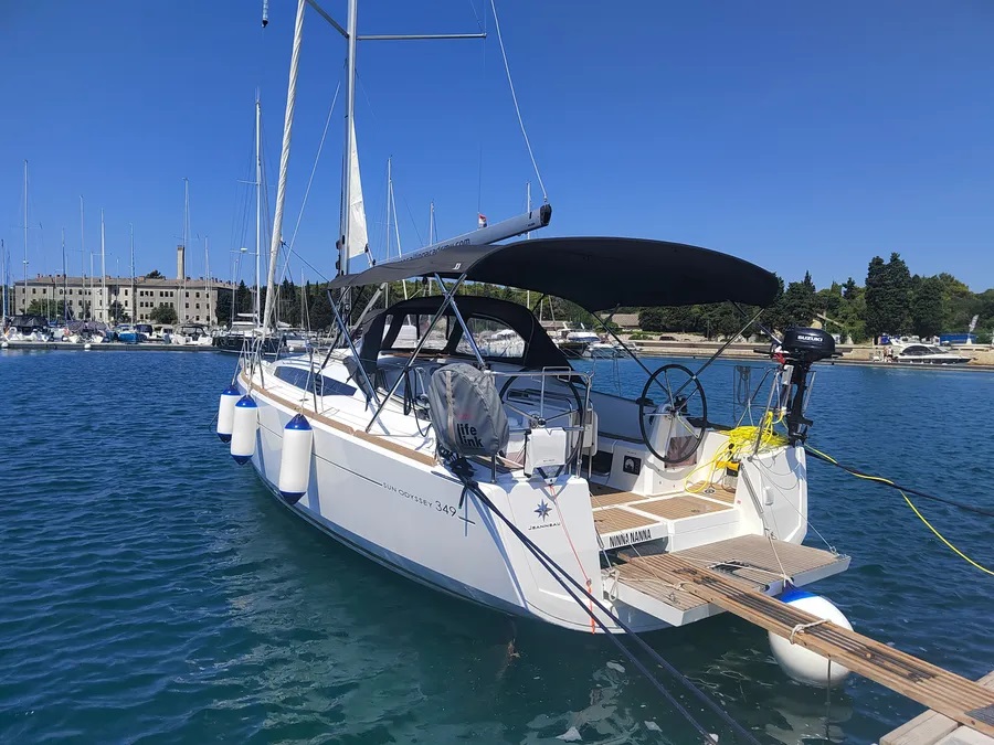 Photo #1 - Sun Odyssey 349 (Ninna Nanna) in Pula - 23841