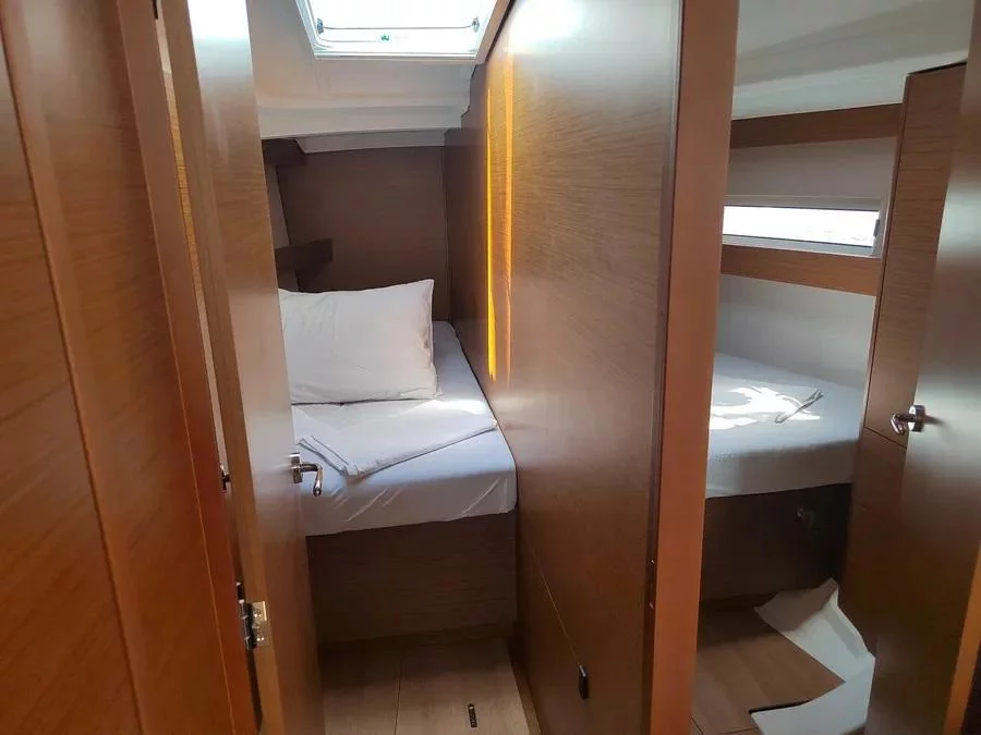 Sun Odyssey 440 (Ares)  - 8