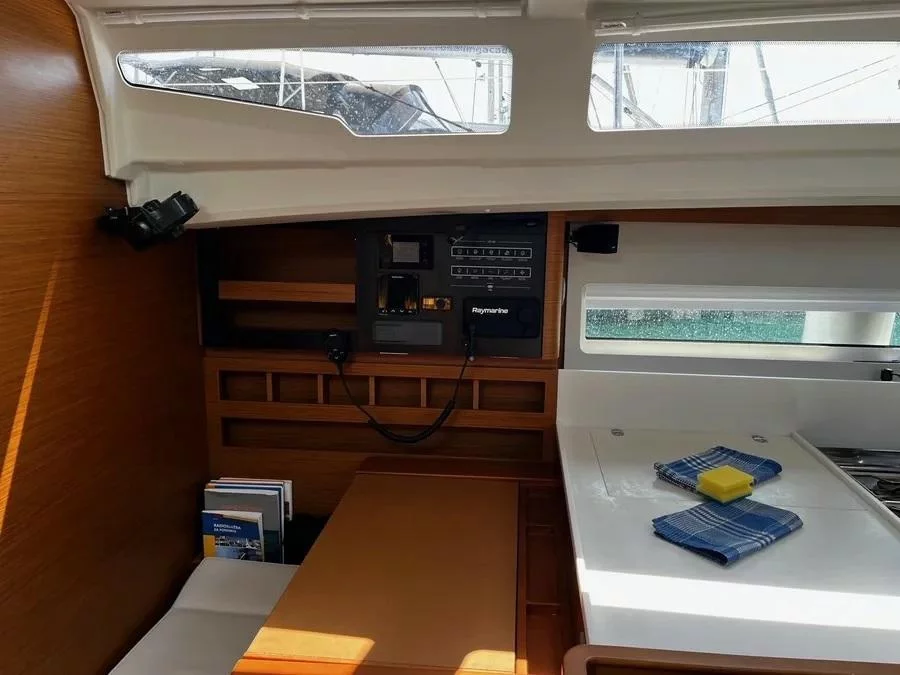 Sun Odyssey 440 (LEONA)  - 4