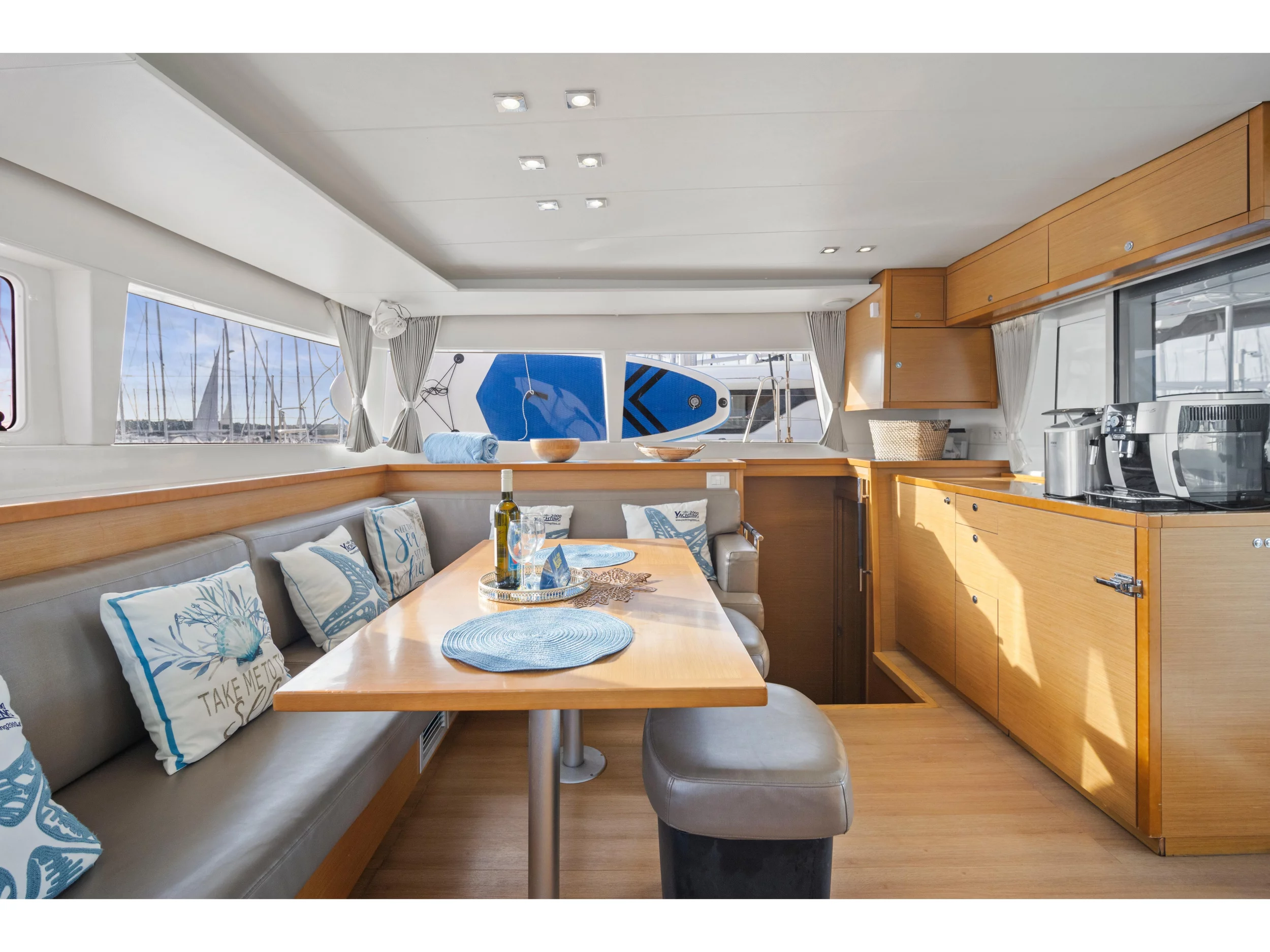 Lagoon 450 (MAJESTIC) Interior image - 1