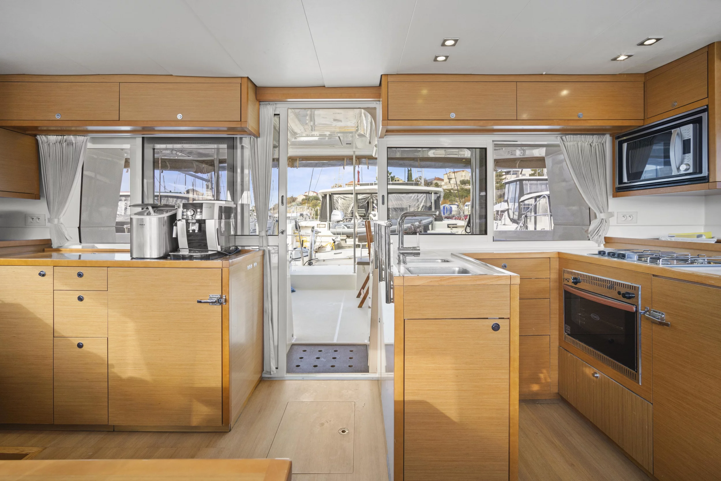 Lagoon 450 (MAJESTIC)  - 10