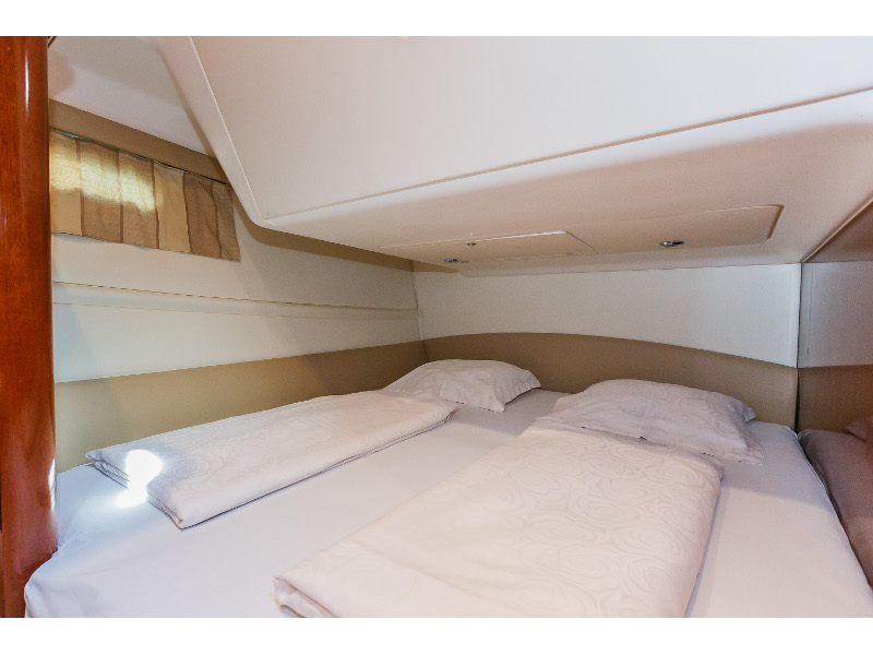 Photo #7 - Jeanneau Prestige 36 Fly (Dodo) in Primosten - 25666