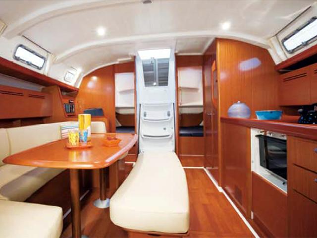 Interior image - 1