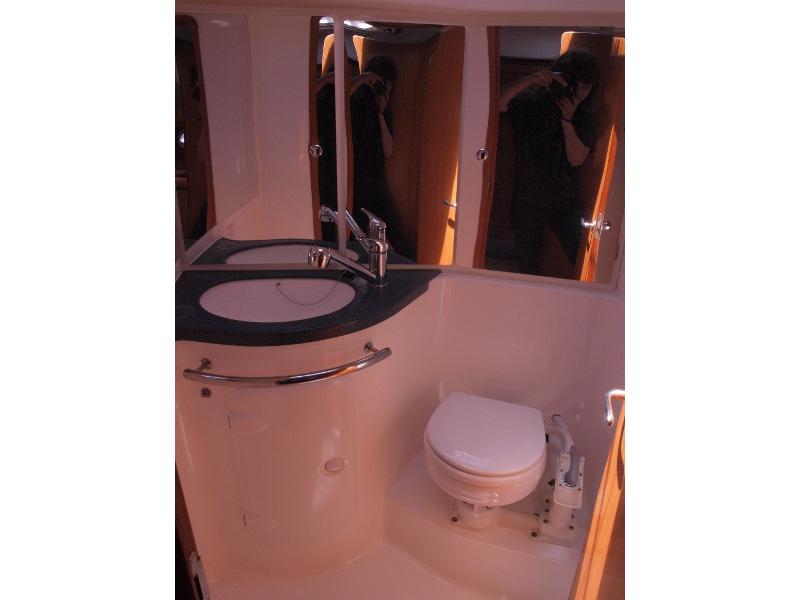 toilet - 1