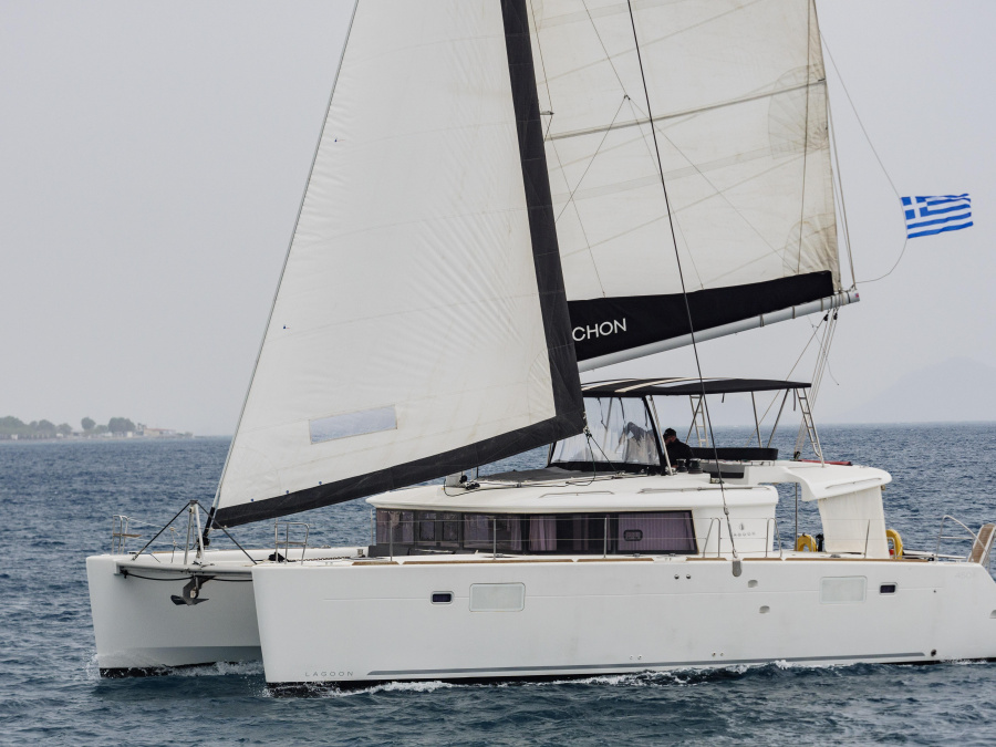Photo #1 - Lagoon 450 Flybridge (Greis) in Rhodes Marina - 16472