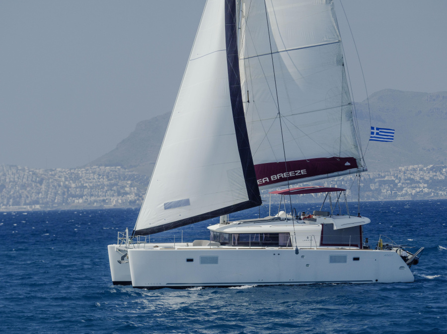 Photo #1 - Lagoon 450 Flybridge (TBA) in Marina - 20521