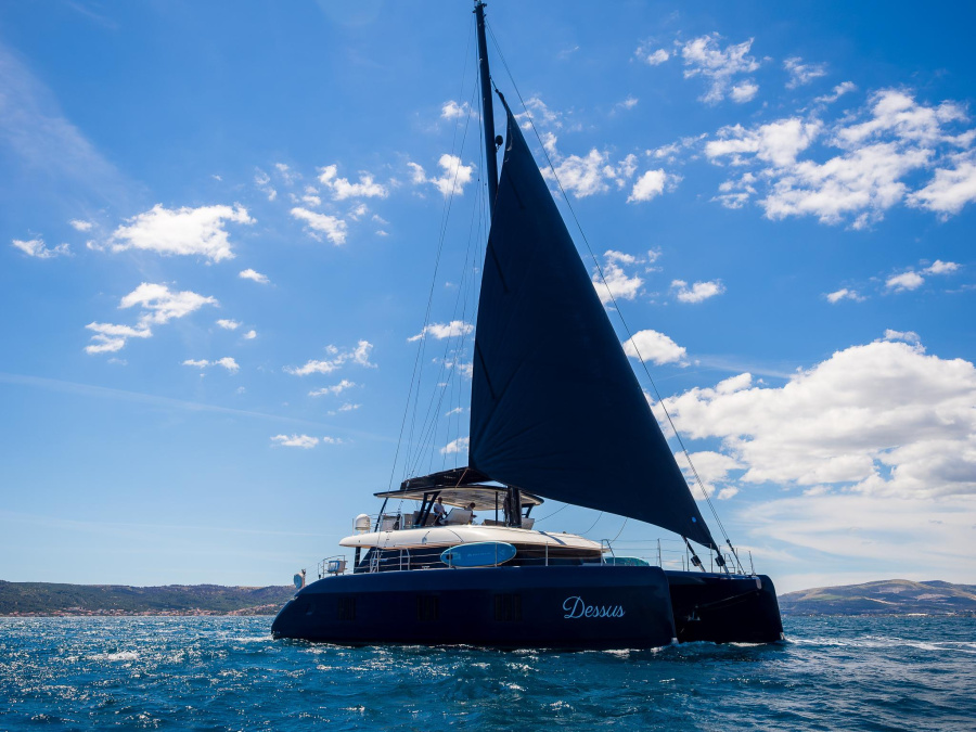 Photo #1 - Sunreef 60 (DESSUS) in Marina Kaštela - 25329