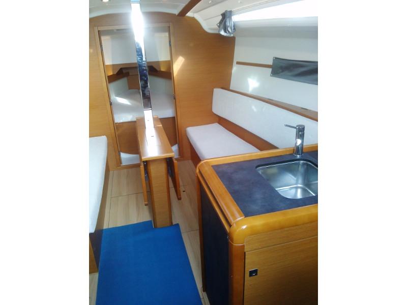 Interior image - 1