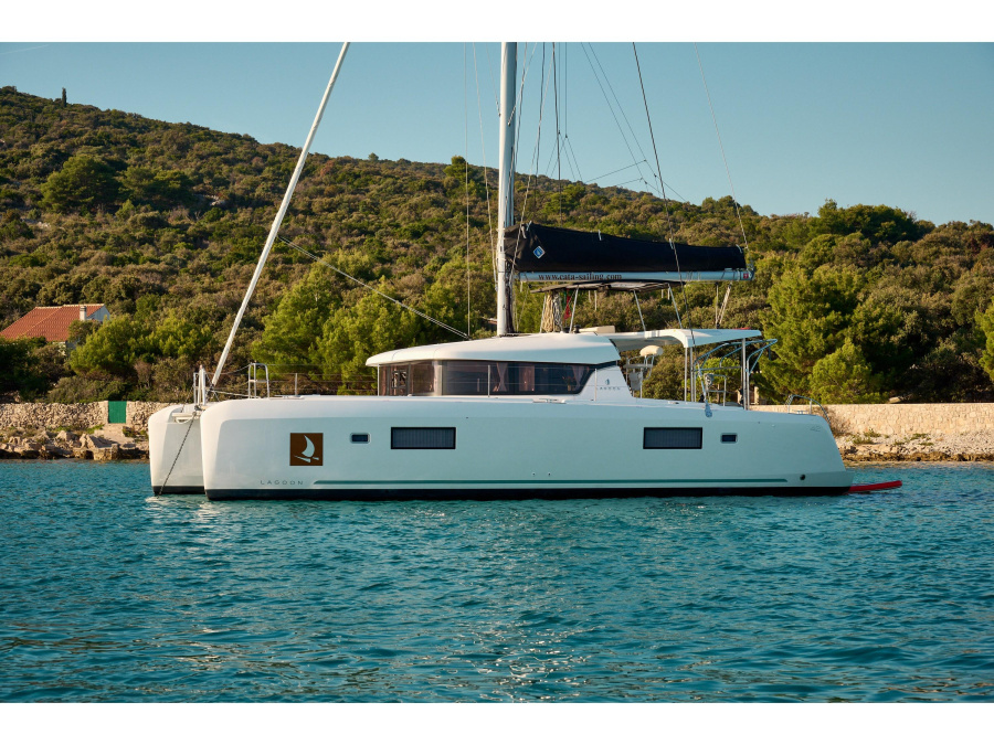 Photo #1 - Lagoon 42 (ARIELLE) in SCT Marina - 3931
