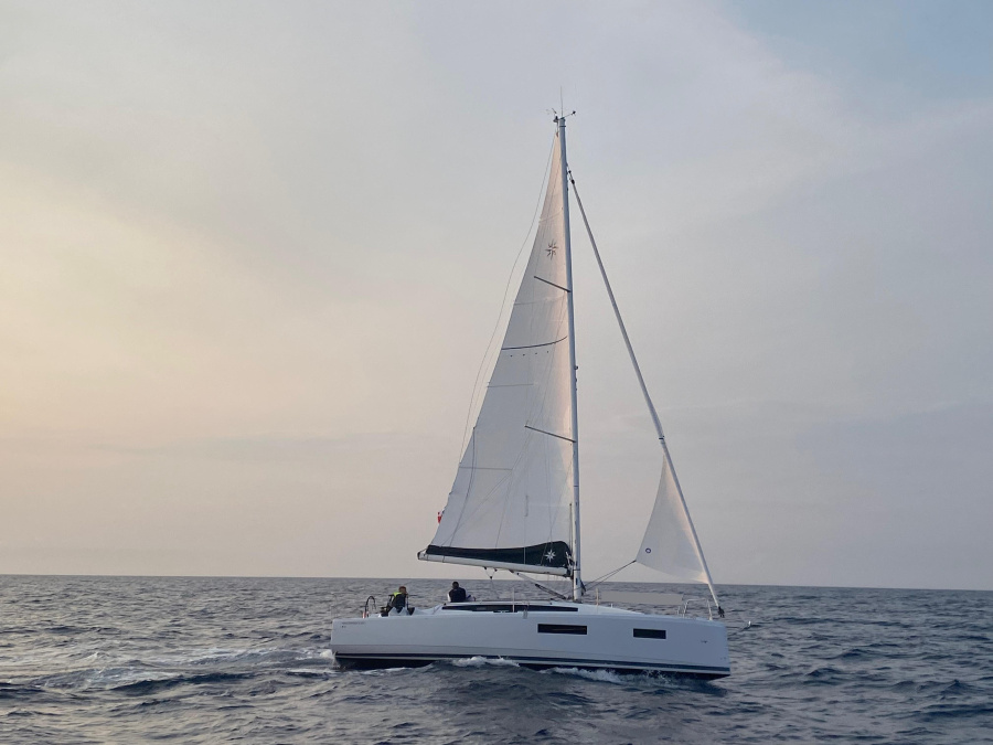 Photo #1 - Sun Odyssey 350 (All in) in Marina di Nettuno - 61698