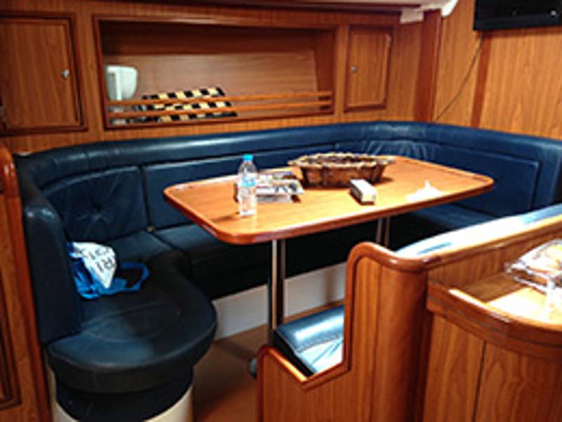 Interior image - 1