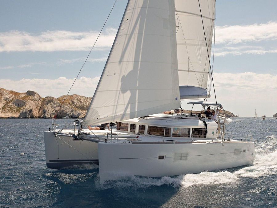 Photo #1 - Lagoon 400 S2 (Adorable - Standard line) in Marina - 16199