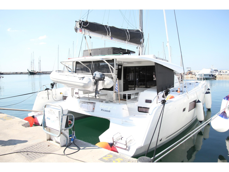 Photo #1 - Lagoon 42 (4 Dbl / 2 singles 12) (GEORGE A) en Marina - 13791