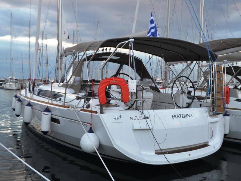 Photo #1 - Sun Odyssey 519 (Ekaterina) in Alimos Marina - 4169