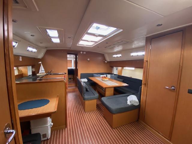 Interior image - 1