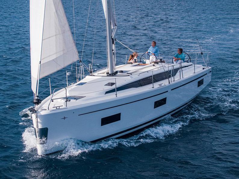 Photo #1 - Bavaria C42 (Aeolus) in Alimos Marina - 25251