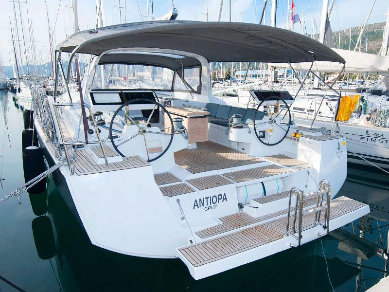 Photo #1 - Beneteau Oceanis 55 (ANTIOPA) en Marina Kaštela - 18657