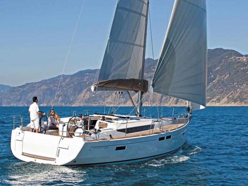 Photo #1 - Sun Odyssey 519 (Alboran Champagne (Radazul)) in Puerto Deportivo Radazul - 4275