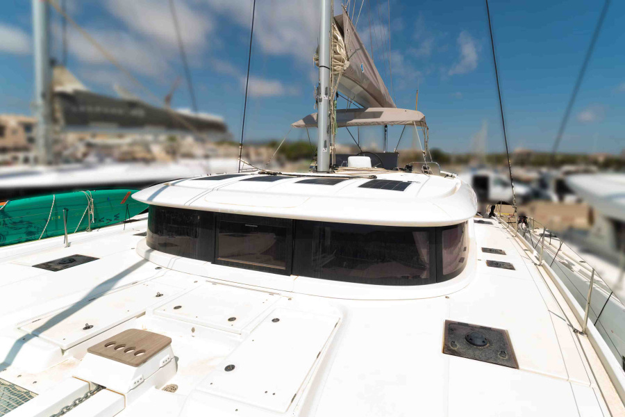Mast + Sun Deck - 2