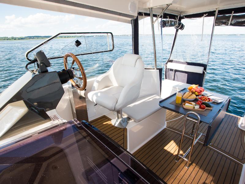 Nautika 1000 VIP - 2