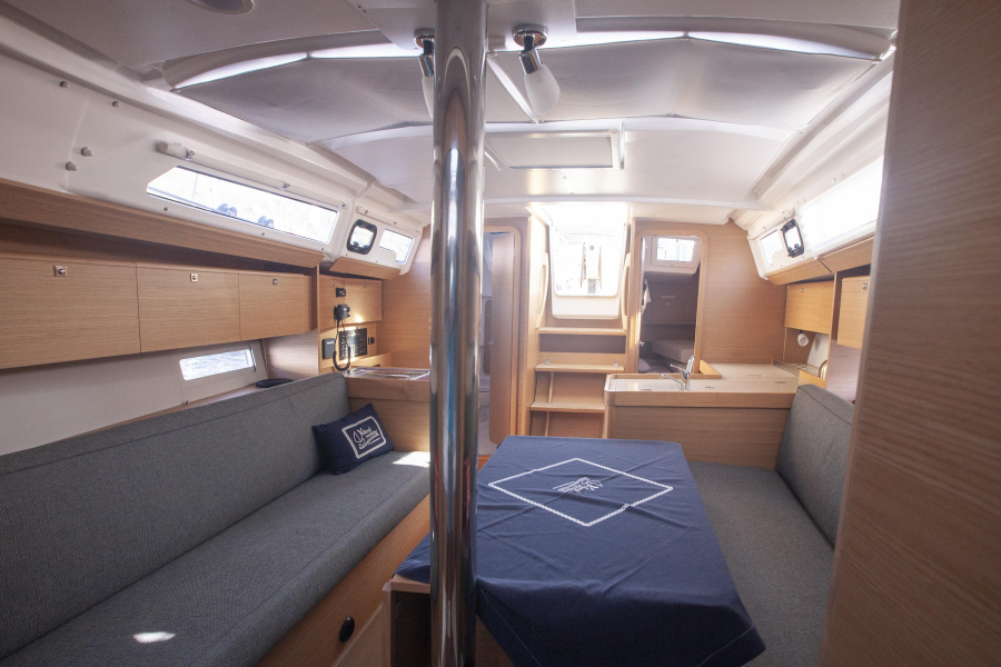 Saloon - 1