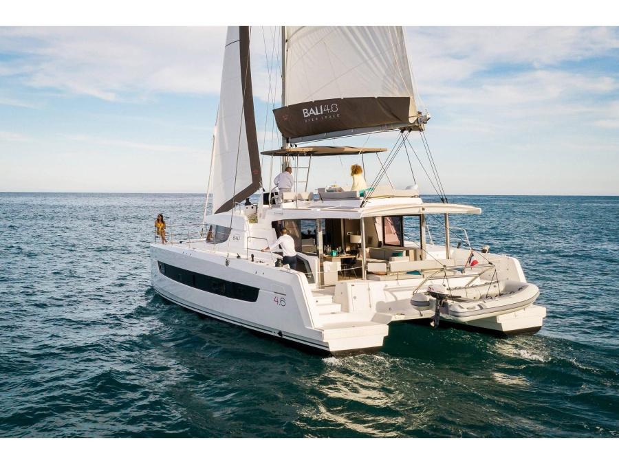 Photo #1 - Bali 4.6 (Rhapsody in Blue) en Marti Marina - 4961