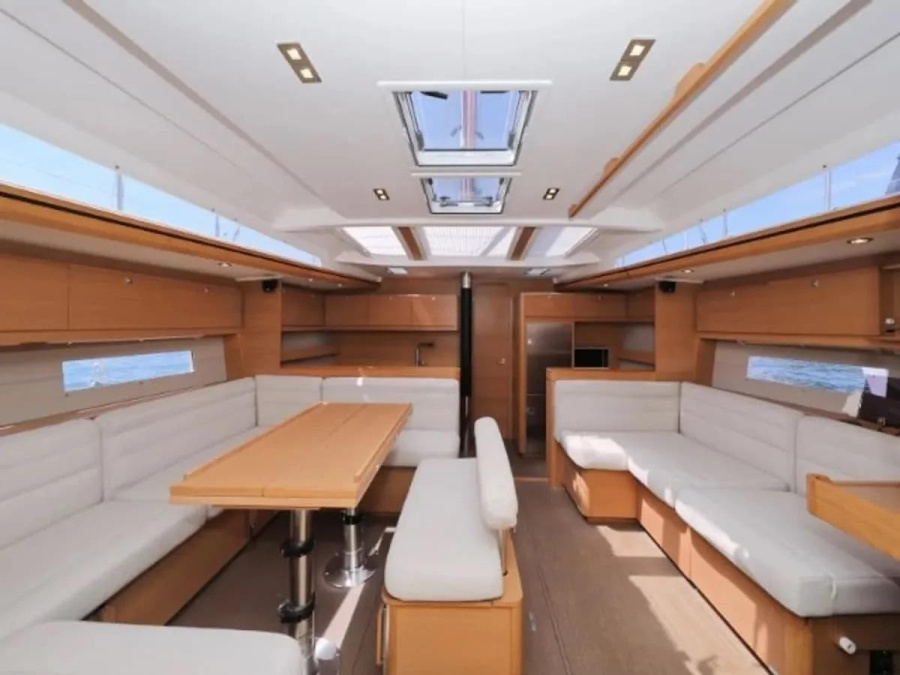 Interior image - 1