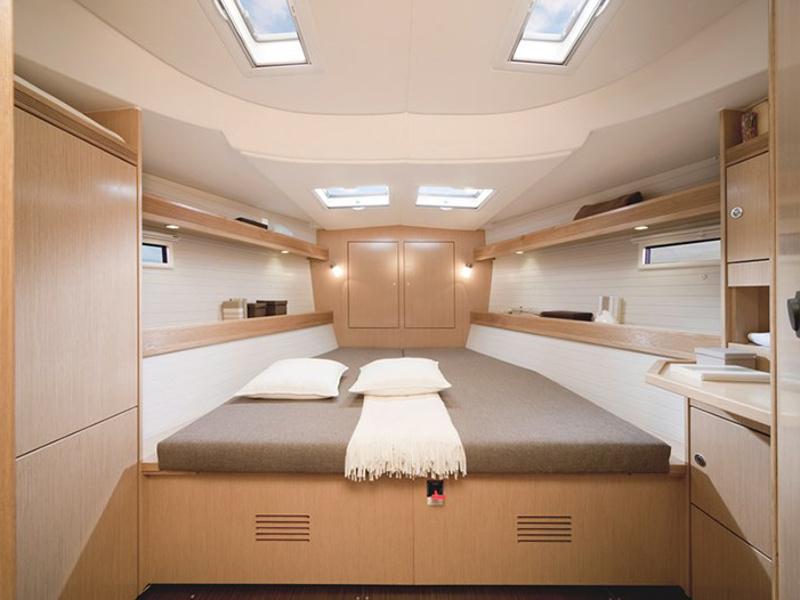 Interior image - 2