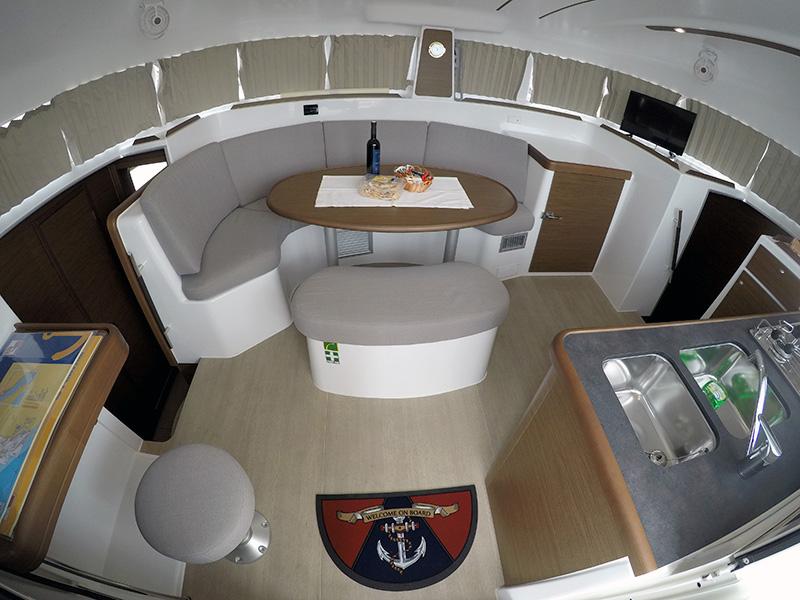 Interior image - 1