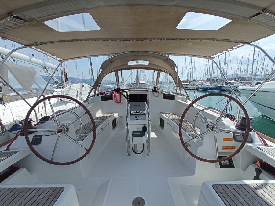 Photo #1 - Sun Odyssey 439 (AF-SO439) en D-Marin Marina Lefkas - 25358