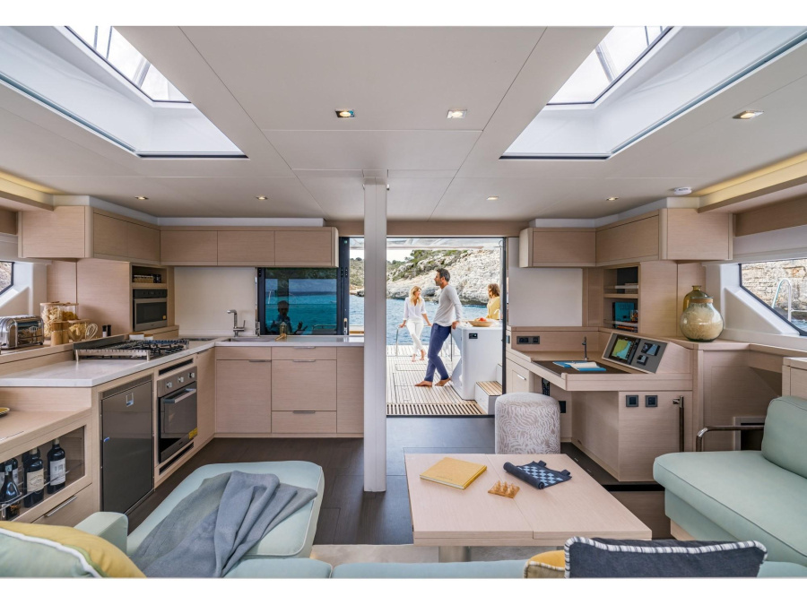 Interior image - 2