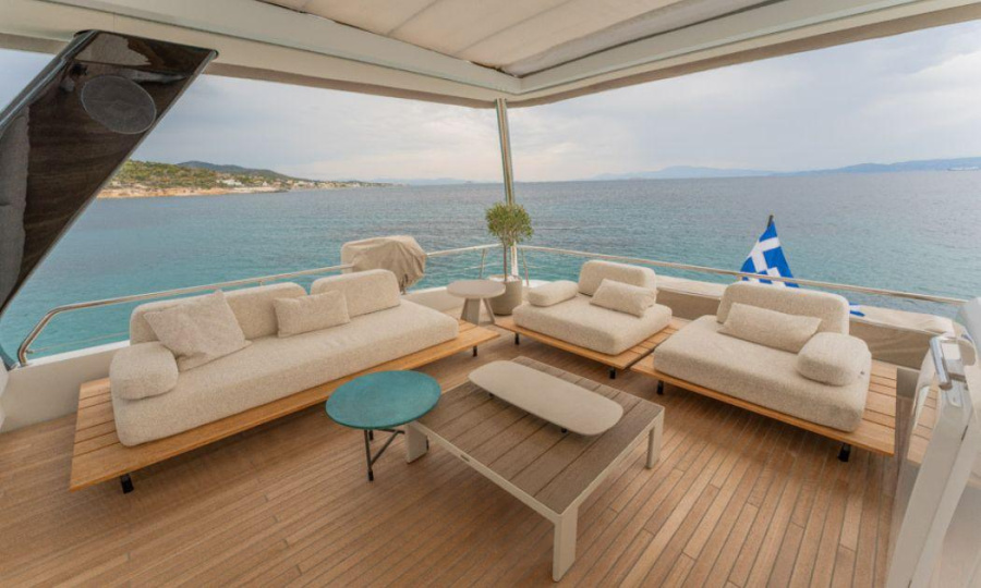 Photo #1 - Lagoon Sixty 7 (VALIUM 67) in Alimos Marina - 3945