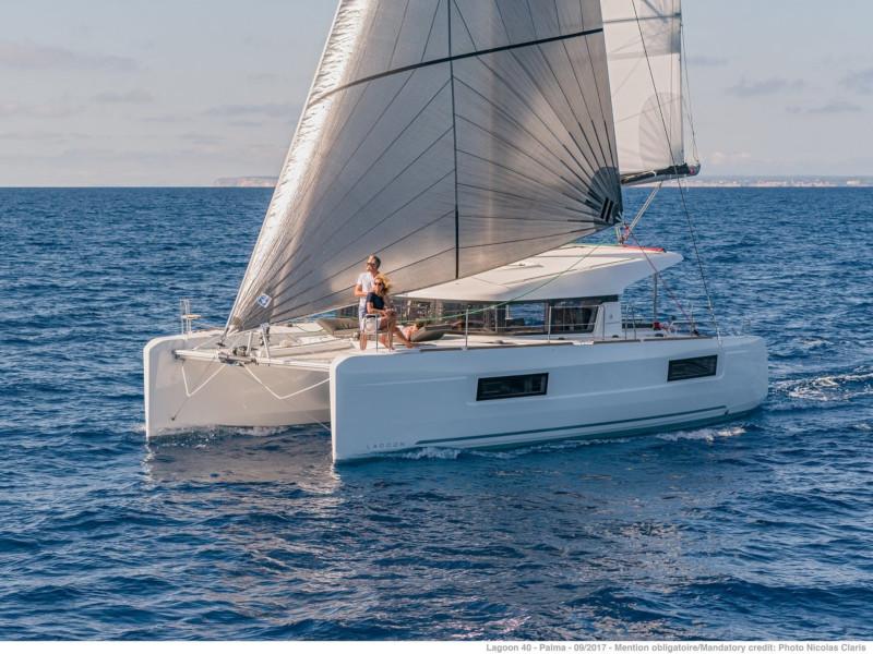 Photo #1 - Lagoon 40 (A/C+GEN) (Ioli II) in Alimos Marina - 5279