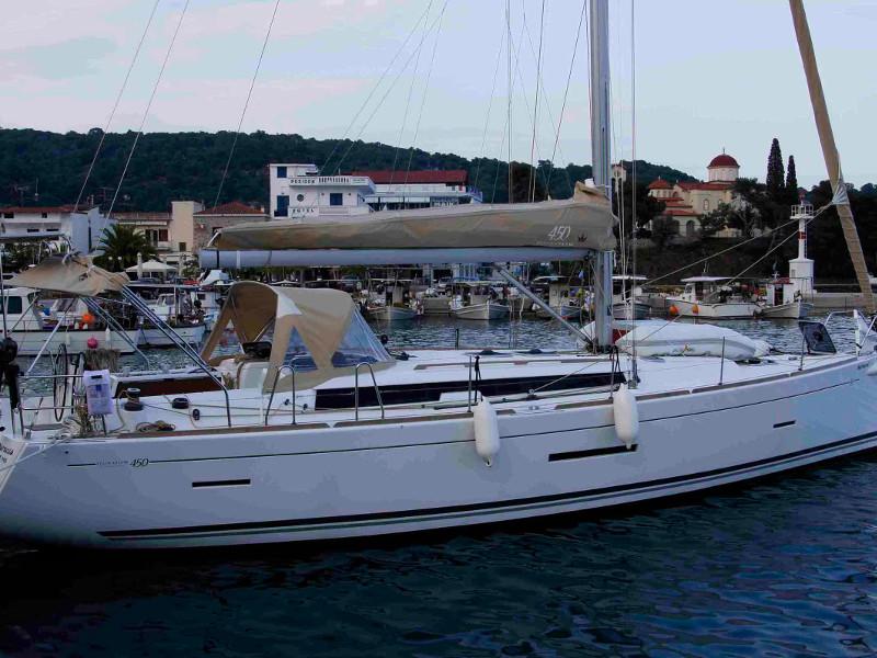 Photo #1 - Dufour 450 GL (Maroussa) in Alimos Marina - 4011