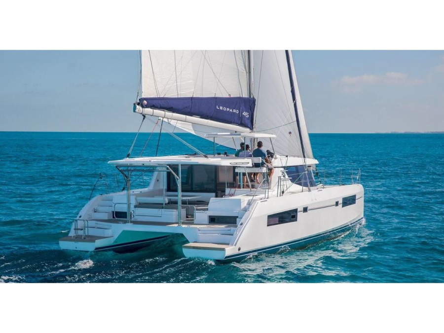 Photo #1 - Leopard 45 (Marina) en Tourlos Marina - 5234