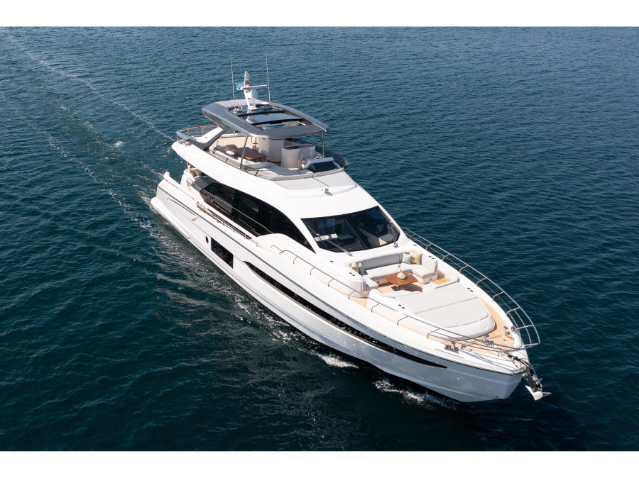 Photo #1 - Azimut 78 Fly (PREWI) en D-Marin Marina Mandalina - 16768
