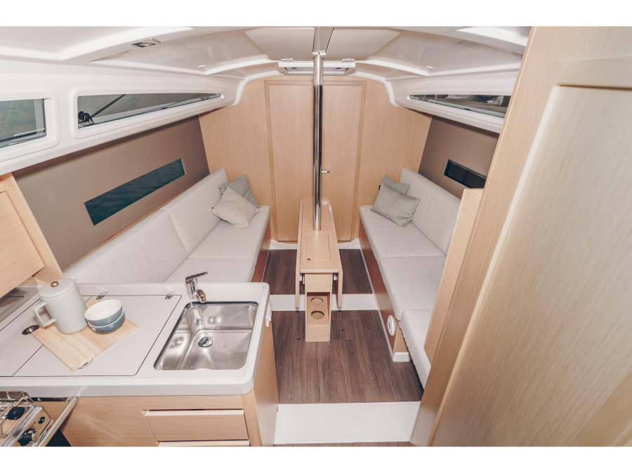 Interior image - 1