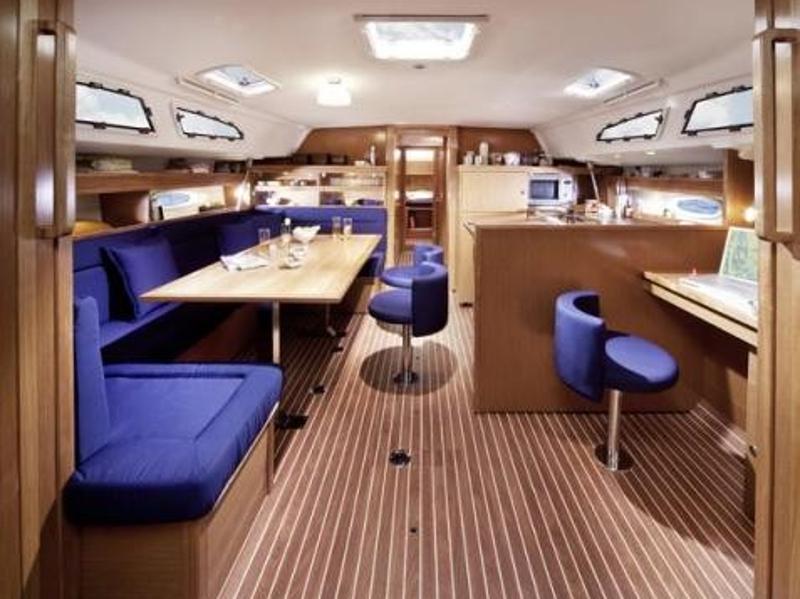 Interior image - 2