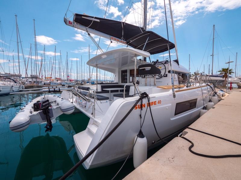 Photo #1 - Lagoon 40 (BLUE EYES) in ACI Marina - 5167